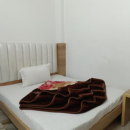 Hotel A10 New Delhi Extérieur photo