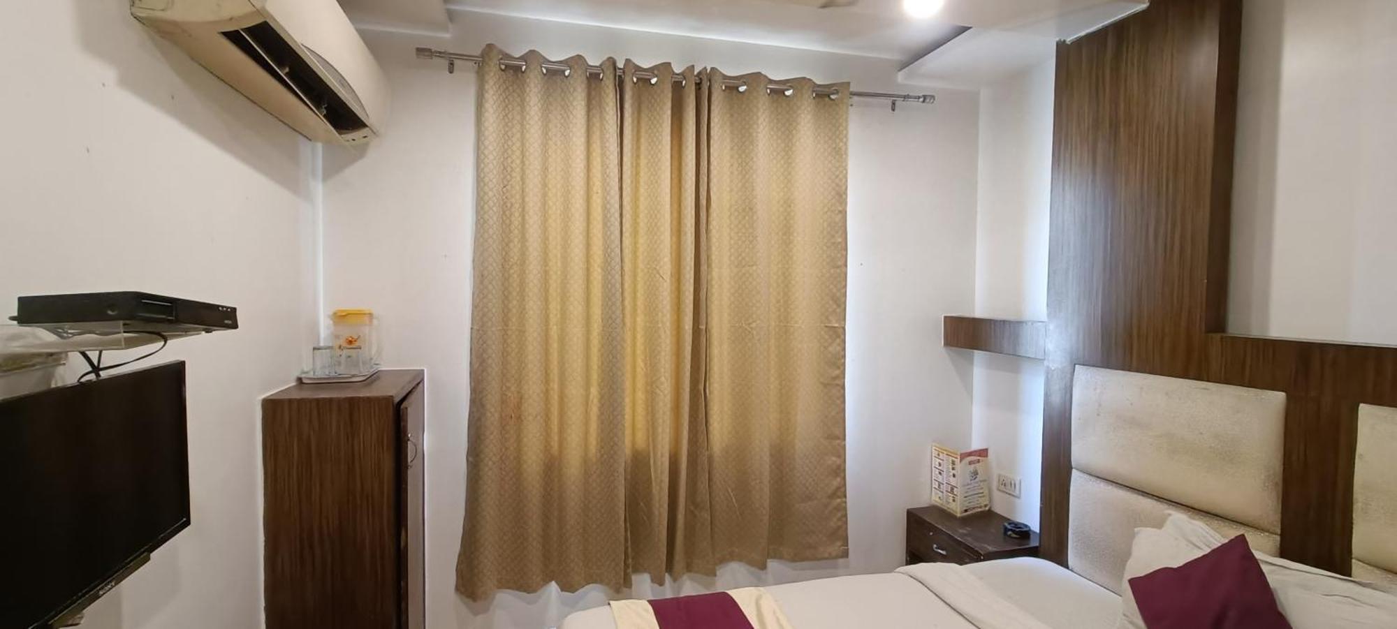 Hotel A10 New Delhi Extérieur photo